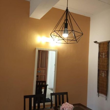 Jean Cleancomfy Apt Near Beach Batu Ferringhi Exterior photo