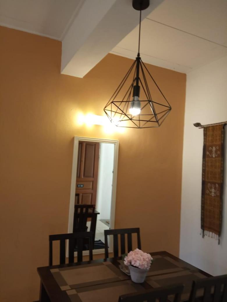 Jean Cleancomfy Apt Near Beach Batu Ferringhi Exterior photo