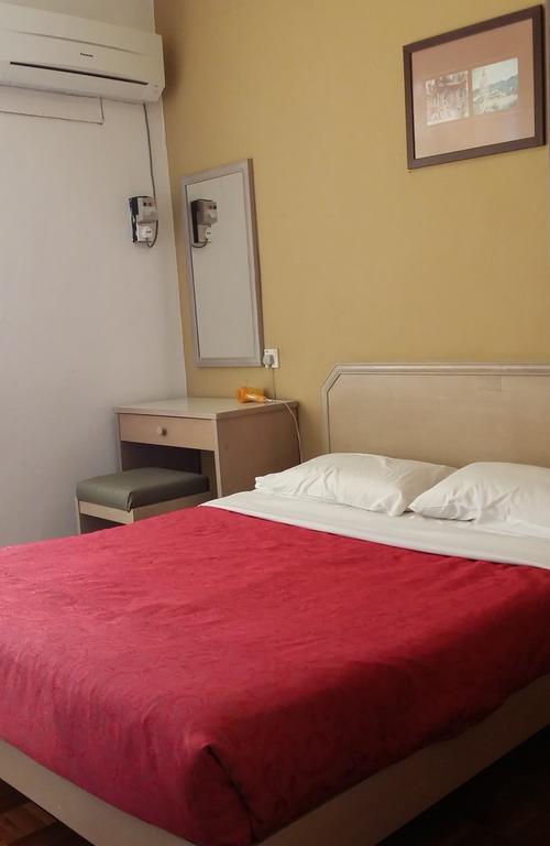 Jean Cleancomfy Apt Near Beach Batu Ferringhi Room photo