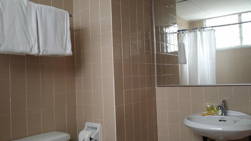 Jean Cleancomfy Apt Near Beach Batu Ferringhi Room photo