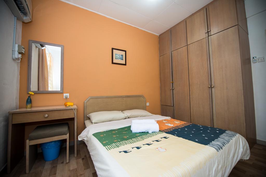 Jean Cleancomfy Apt Near Beach Batu Ferringhi Exterior photo