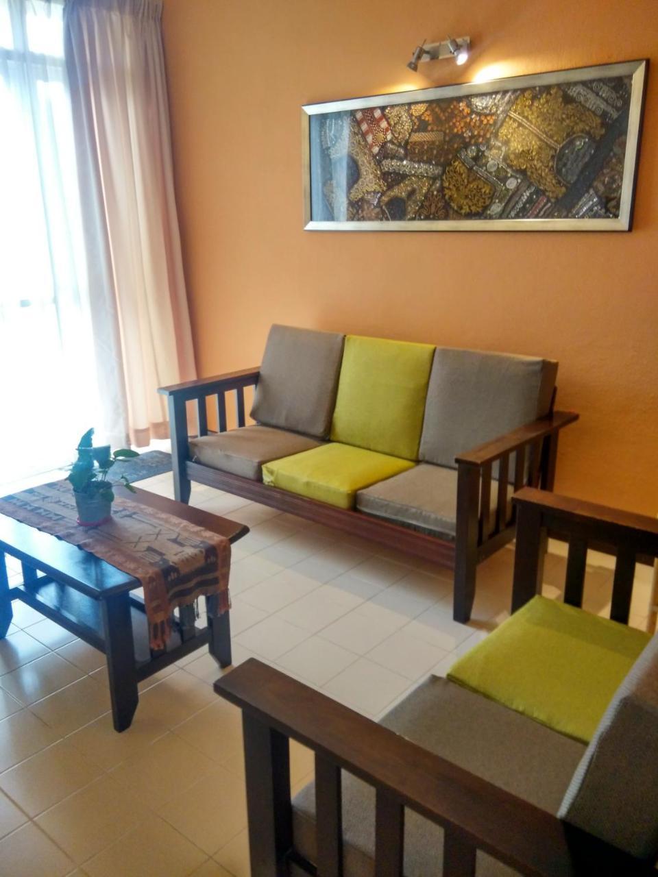 Jean Cleancomfy Apt Near Beach Batu Ferringhi Exterior photo